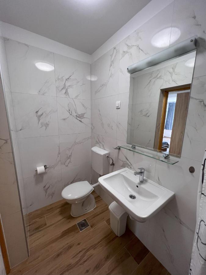 Apartmani Palme Фунтана Екстер'єр фото