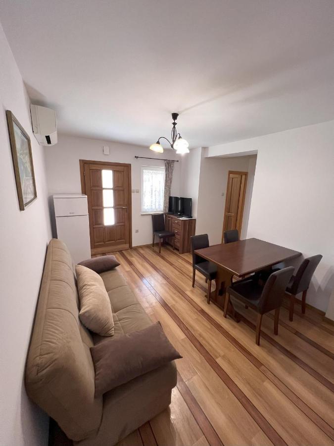 Apartmani Palme Фунтана Екстер'єр фото