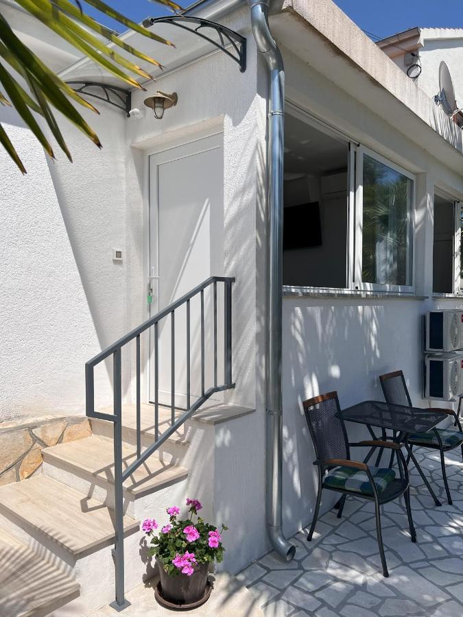 Apartmani Palme Фунтана Екстер'єр фото
