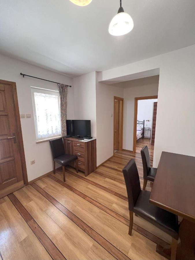 Apartmani Palme Фунтана Екстер'єр фото