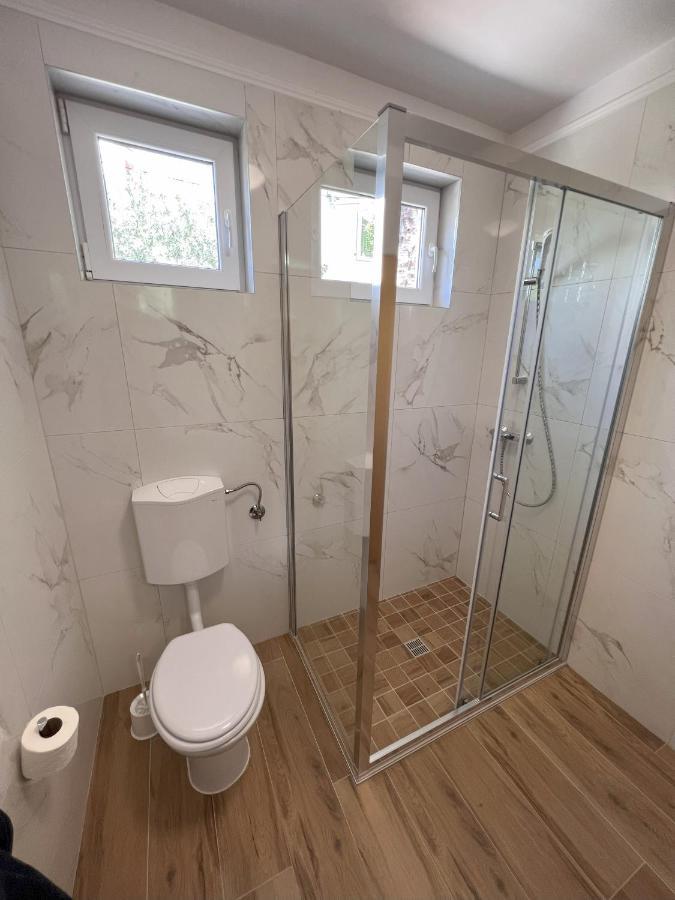 Apartmani Palme Фунтана Екстер'єр фото